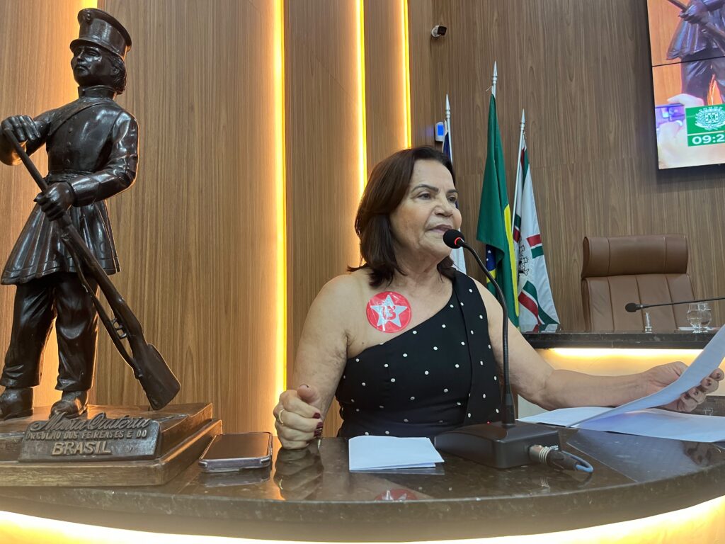 Durante sessão na Câmara de Feira, Eremita exalta reeleição de Lula: “Vitória esmagadora”